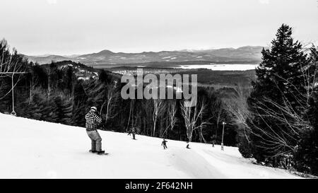 Skifahren auf dem Shawnee Peak, Bridgton, Maine Stockfoto