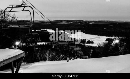 Skifahren auf dem Shawnee Peak, Bridgton, Maine Stockfoto