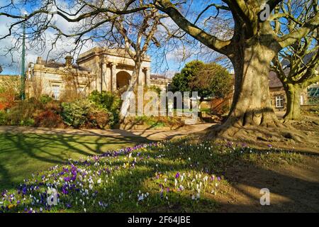 Großbritannien, South Yorkshire, Sheffield, Botanical Gardens, The Gatehouse to Clarkehouse Road Stockfoto