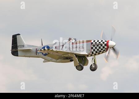 Mustang P51 'Big Beautiful Doll bei Flying Legends, Duxford Stockfoto