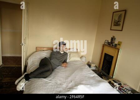 Alessandro Raho zu Hause in East London Bild David Sandison 26/10/2006 Stockfoto