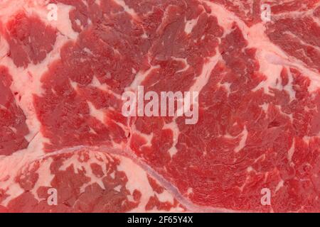 Rindslende ohne Knochen am Ende geschnitten Streifen Steak aus der Nähe. Stockfoto