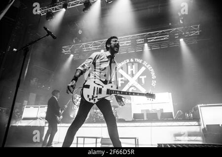 Newcastle UK - 12th. Juli 2019: Frank Turner und die schlafenden Seelen - live im Konzert beim Wasteland Music Festival Stockfoto