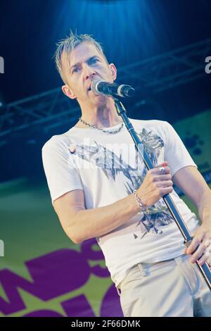 Kajagoogoo singt live beim Midlands Festival 2010 Stockfoto