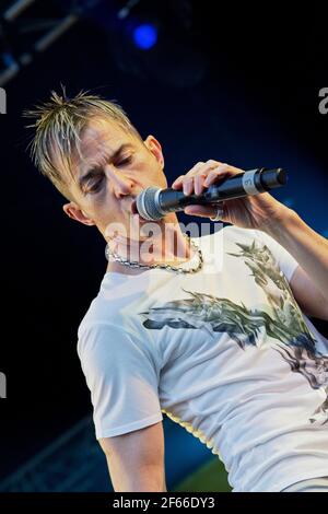 Kajagoogoo singt live beim Midlands Festival 2010 Stockfoto