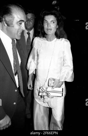 Jacqueline Onassis um 1980 Credit: Ralph Dominguez/MediaPunch Stockfoto