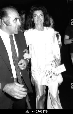 Jacqueline Onassis um 1980 Credit: Ralph Dominguez/MediaPunch Stockfoto