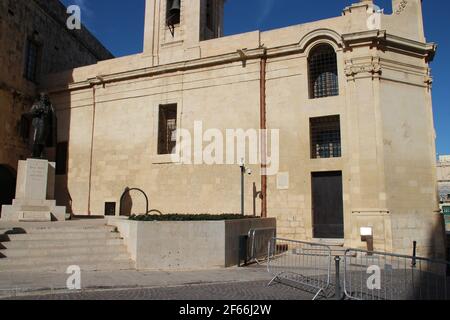 boffa Denkmal und unsere Dame des Sieges Kirche in valletta In malta Stockfoto