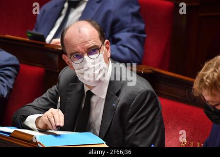 Paris, Frankreich. März 2021, 30th. Jean Castex - Paris: Wöchentliche Fragestunde an die Regierung bei der französischen Nationalversammlung in Paris, Franc am 30. März 2021. (Foto: Lionel Urman/Sipa USA) Quelle: SIPA USA/Alamy Live News Stockfoto