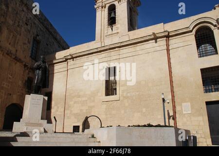 boffa Denkmal und unsere Dame des Sieges Kirche in valletta In malta Stockfoto