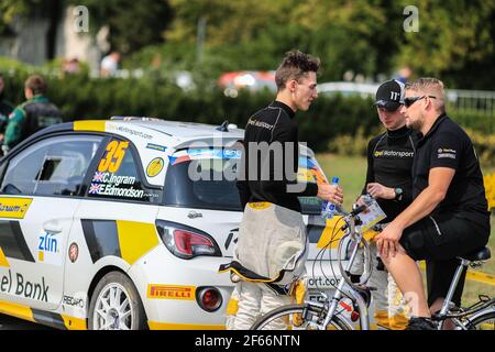 35 INGRAM Chris (GBR) ELLIOTT Edmondson (GBR) Opel ADAM R2 Ambience Portait während der European Rally Championship 2017 ERC Barum Rallye, vom 25. Bis 27. August, in Zlin, Tschechische Republik - Foto Jorge Cunha / DPPI Stockfoto