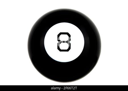 Magic 8 Ball von Vorhersagen auf weißem Hintergrund isoliert Stockfoto