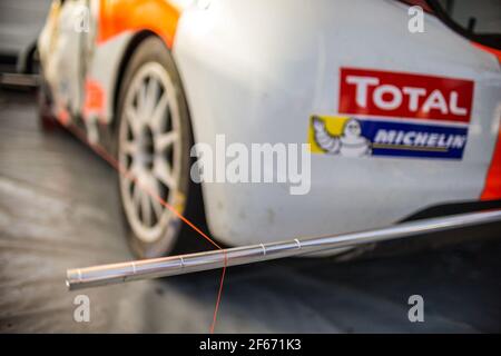 37 MAISANO Brandon und PEBEYRE Pierre, Peugeot 208 VTI R2, Ambiente während der Rallye Rouergue 2017, am 9. Juli, Rodez, Frankreich - Foto Thomas Fenetre / DPPI Stockfoto