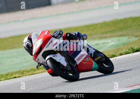 Barcelona, Spanien. März 2021, 30th. Superbikes, WorldSSP600, Tag 2 Testing auf dem Circuit Barcelona-Catalunya; T. Matsuyama (JPN) Riding Moto3 von Junior Talent Team Credit: Action Plus Sports/Alamy Live News Stockfoto