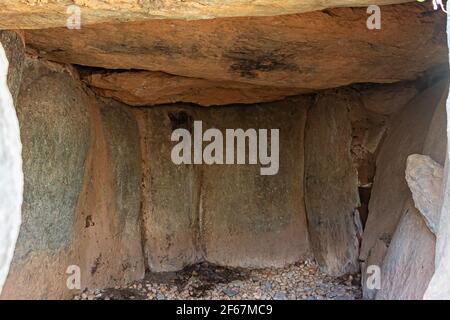 El Pozuelo megalithischer Dolmenkomplex in Huelva, Andalusien, Spanien. Dolmen Nummer 7 Stockfoto