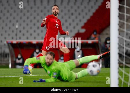 Istanbul, Türkei. März 2021, 30th. ISTANBUL, TÜRKEI - 30. MÄRZ: Kenan Karaman aus der Türkei während des WM-Qualifikationsspiel zwischen der Türkei und Lettland im Atatürk Olympiastadion am 30. März 2021 in Istanbul, Türkei (Orange Pictures) Credit: Orange Pics BV/Alamy Live News Stockfoto