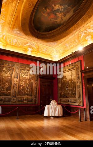 Gesamtansicht der Privy Chamber mit Decke von William Kent 1723, Teil der King's State Apartments im Kensington Palace - London Stockfoto