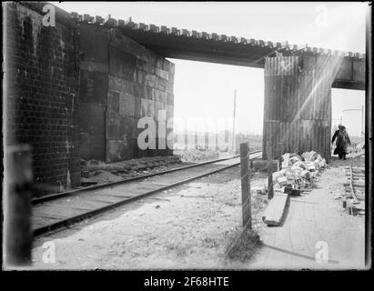 Wiederaufbau des Viadukts über die Malmö Ystads Eisenbahn, auf der Strecke zwischen Malmö und Trelleborg. Stockfoto