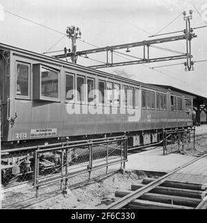 Messwagen SJ Bo7 2812. Der Flurwagen. Franzose Emile Hallade, Vater der Hallademetod für Messung, Design und Befestigung von Kurven für Bahngleise. Der Wagen wurde ursprünglich als PKW Anfang 1900s gebaut und 1930 zum Messwagen umgebaut. Stockfoto