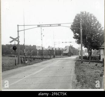 Bahnübergang bei Vegeholm auf der Strecke zwischen Ängelholm und Rögle. Stockfoto