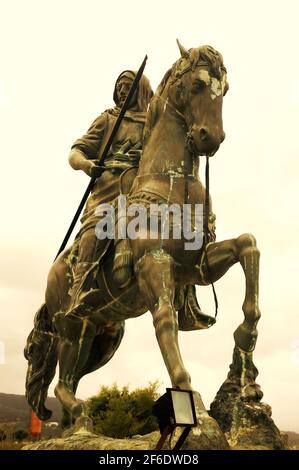 Statue von Tariq bin Ziyad. Algerischer Krieger. In der spanischen Geschichte und Legende als TARIC el Tuerto bekannt Stockfoto