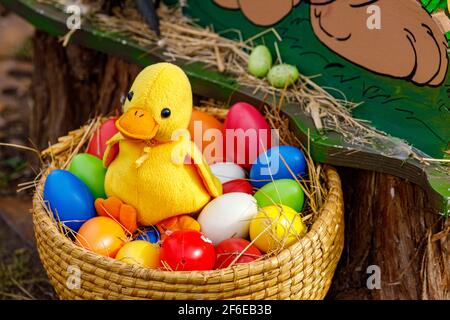 Ente beim traditionellen osterhasen von Herleshausen in Hessen Stockfoto