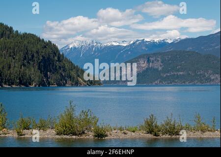 Landschaftlich schöner Blick auf den Kootenay Lake in BC, Kanada Stockfoto