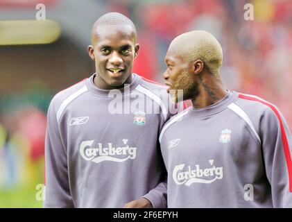 LIVERPOOL V MAN UTD 18/9/2005 MOMO SISSOKO BILD DAVID ASHDOWN.PREMIERSHIP FUSSBALL Stockfoto