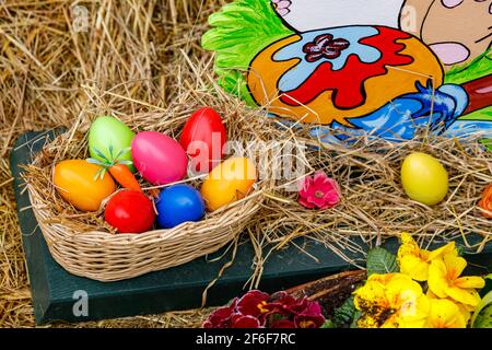 Ente beim traditionellen osterhasen von Herleshausen in Hessen Stockfoto