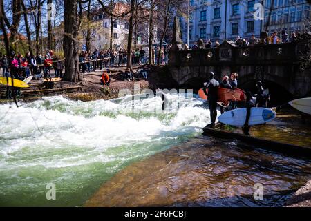 Eisbach im Englischen Garten Stockfoto