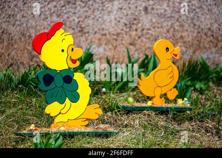 Ente beim traditionellen osterhasen von Herleshausen in Hessen Stockfoto