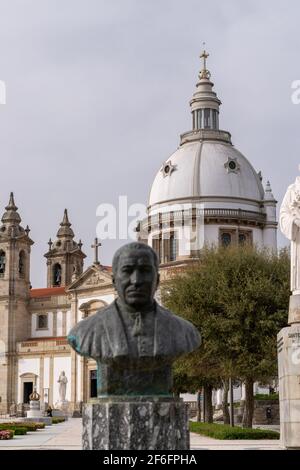 Santuário Nossa Senhora do Sameiro, Culto Mariano. Sameiro-Heiligtum in Braga, Portugal, Kult der Holly Mary. Stockfoto