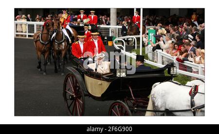 Rennfahrer am ersten Tag von Royal Ascot 2008.Foto Von David Sandison The Independent Stockfoto