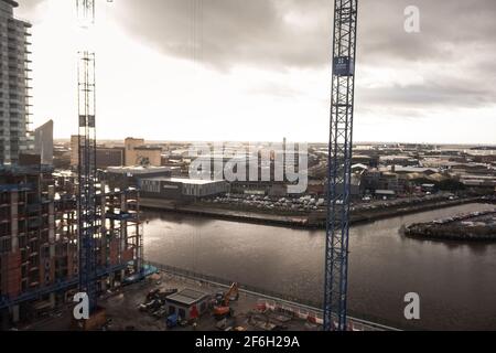 Blick auf den Trafford Park mit Blick auf die Salford Quays Manchester An EINEM bewölkten Tag Stockfoto