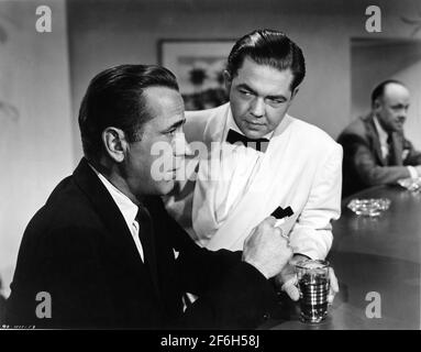 HUMPHREY BOGART und MARVIN MILLER in DEAD RECKONING 1947 Regisseur JOHN CROMWELL Columbia Pictures Stockfoto