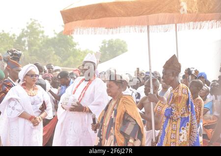 Otunba Gani Adams, die als 15. Installiert werden, sind Ona Kankanfo aus Yoruba Land von Alaafin aus Oyo, Oba Lamidi Adeyemi III, Oyo State Nigeria. Stockfoto