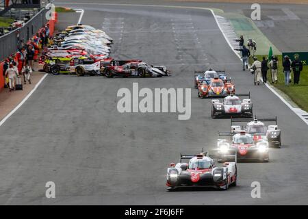 Formationsrunde während der 2017 FIA WEC World Endurance Championship 6 Stunden in Silverstone, England, vom 14. Bis 16. April - Foto Francois Flamand / DPPI Stockfoto