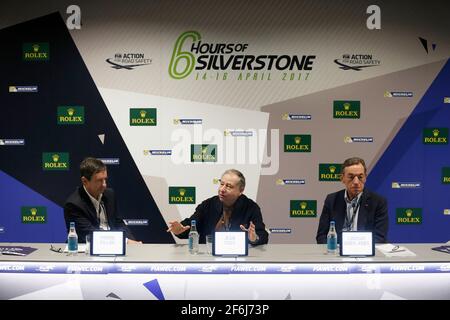 FILLON Pierre (FRA), Präsident von ACO Portait Ambiance TODT Jean, Präsident von FIA OWEN JONES Lindsay (GBR), Präsident der FIA Endurance Commission, Pressekonferenz von Portait Ambiance während der FIA WEC World Endurance Championship 6, 2017 Stunden in Silverstone, England, Vom 14. Bis 16. April - Foto DPPI / Jean Michel Le MEUR. Stockfoto