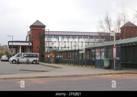 Der Bahnhof Llandudno Junction liegt an der Bahnlinie von Crewe nach Holyhead, Nordwales Küste Stockfoto