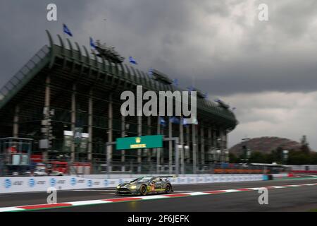 98 DALLA LANA Paul (CAN), LAMY Pedro (prt), LAUDA Mathias (aut), Aston Martin V8 Vantage Team Aston Martin Racing, Action während der FIA WEC World Endurance Championship 2017, 6 Stunden von Mexiko 1. Bis 3. september - Foto DPPI Stockfoto
