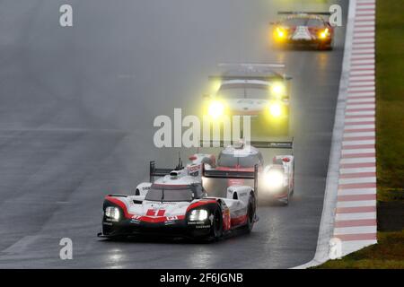 01 JANI Neel (che), TANDY Nick (gbr), LOTTERER André (ger), Porsche 919 Hybrid lmp1 Team Porsche, Aktion während der FIA WEC World Endurance Championship 2017, 6 Stunden Fuji vom 13. Bis 15. Oktober in Oyama, Japan - Foto / DPPI Stockfoto