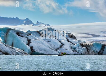 Jökulsárlón ist ein großer Gletschersee im südlichen Teil des Vatnajökull National Park, Island. Stockfoto