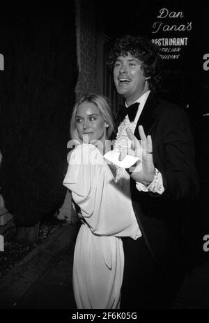 Catherine Hickland und David Hasselhoff vor Dan Tanas 1982 Credit: Ralph Dominguez/MediaPunch Stockfoto