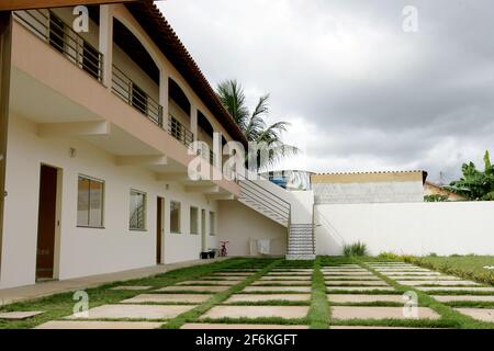 Eunapolis, bahia / brasilien - 19. april 2011: In einem Dorf in der Stadt Eunapolis, im Süden Bahias, wird eine gemeinsame Wohnsiedlung gesehen. Stockfoto