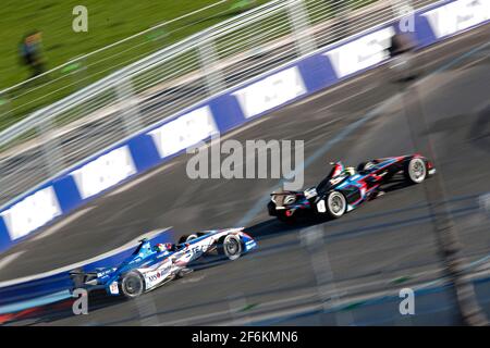 06 CONWAY Mike (gbr) Formel-E-Team Faraday Future Dragon Racing Action 27 FRIJNS Robin (NED) Formel-E-Team MS Amlin Andretti Aktion während der Formel-E-Meisterschaft 2017, in Paris, Frankreich vom Mai 20 - Foto Frederic Le Floc'h / DPPI Stockfoto