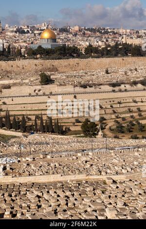 Israel, Jerusalem, Blick auf die Altstadt von Jerusalem vom Ölberg Stockfoto