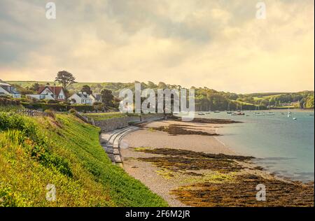 Malerische Küste des Dorfes St.Mawes auf der Halbinsel Roseland, Cornwall, England, Großbritannien Stockfoto