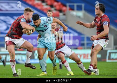 St. Helens, England - 1. April 2021 - Kelepi Tanginoa von Wakefield Trinity in Aktion während der Rugby League Betfred Super League Runde 2 Wigan Warriors vs Wakefield Trinity im Totally Wicked Stadium, St. Helens, Großbritannien Dean Williams/Alamy Live News Stockfoto