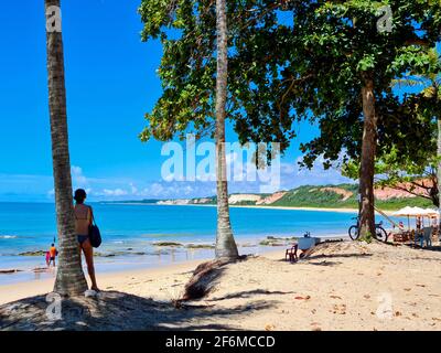 Pitinga Beach, Arraial d'Ajuda ist ein Bezirk der brasilianischen Gemeinde Porto Seguro, an der Küste des Staates Bahia. Stockfoto