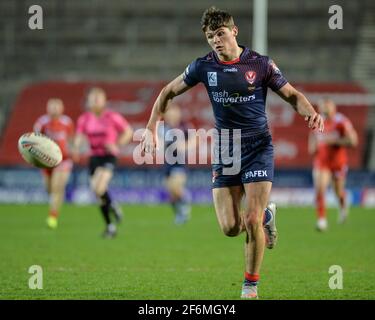 St. Helens, England - 1. April 2021 - Jack Welsby von St. Helens während der Rugby League Betfred Super League Runde 2 Hull Kingston Rovers vs St. Helens im Totally Wicked Stadium, St. Helens, Großbritannien Dean Williams/Alamy Live News Stockfoto